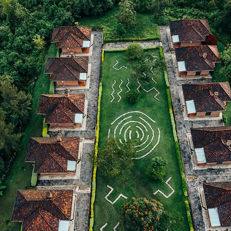 Nyungwe Top View Hill Hotel Гисеньи Экстерьер фото